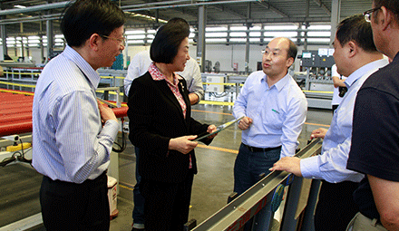 Member of CPPCC Standing Committee Jing Liang Visited LandGlass