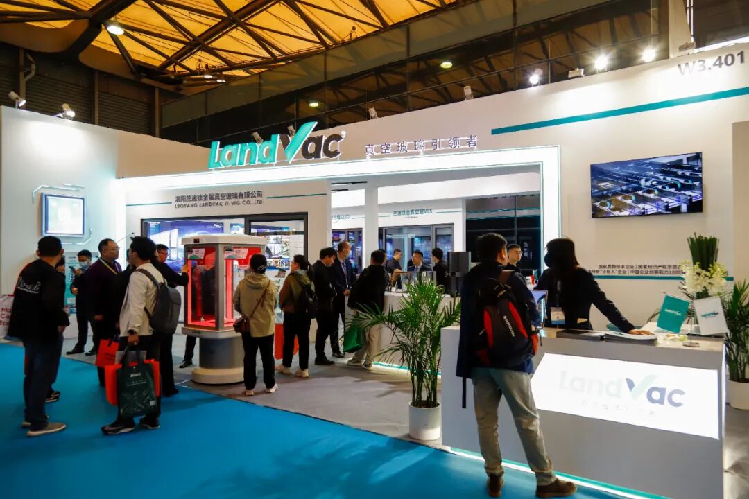 1762409361172286EdI8.jpg 1762400103352234il4t.jpg