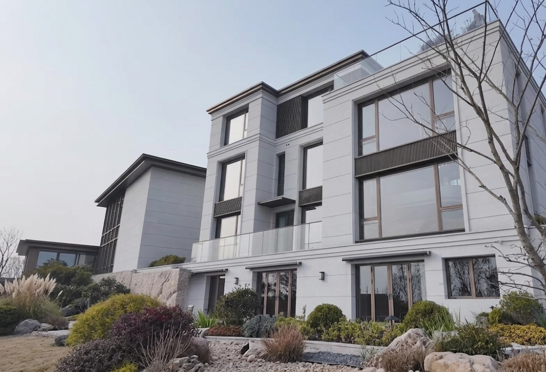 LandVac vacuum glazing